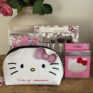 Hello Kitty Costmetic Bundle